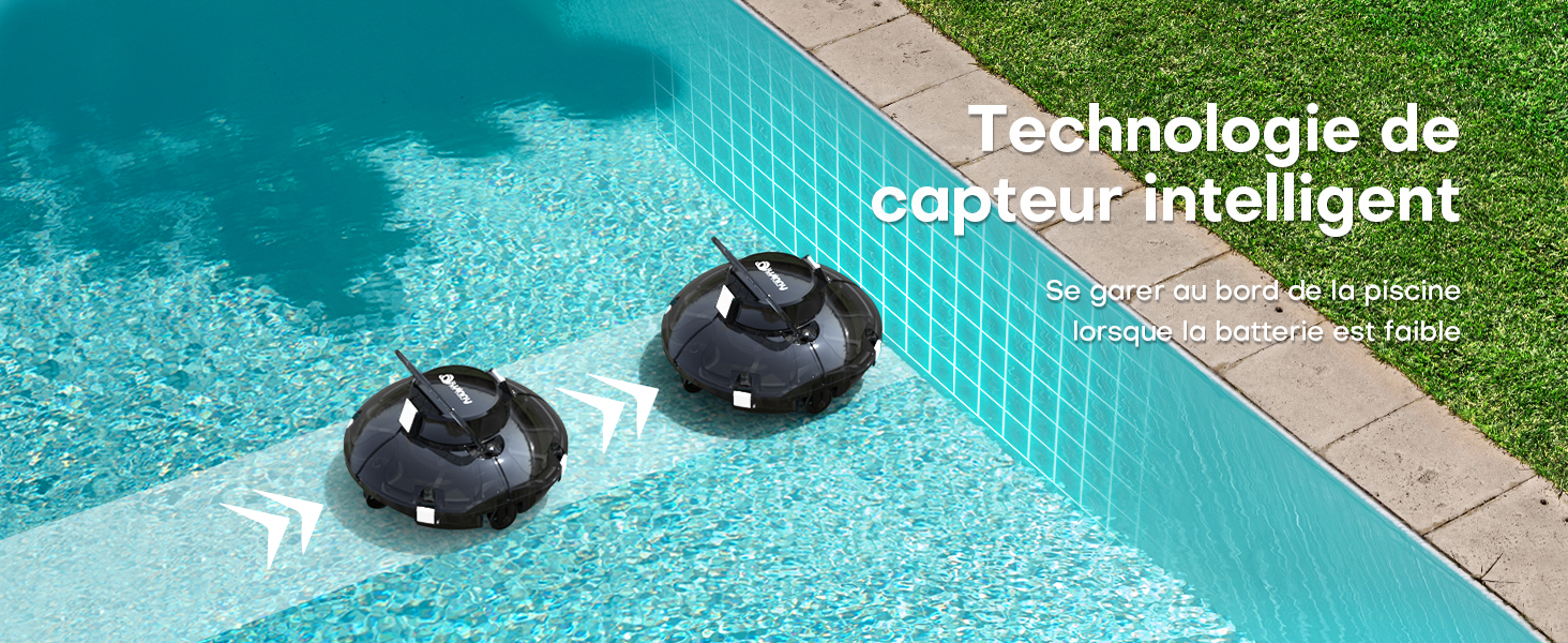Deux appareils noirs en forme de disque flottant dans une piscine, avec un texte indiquant une technologie de capteur intelligente