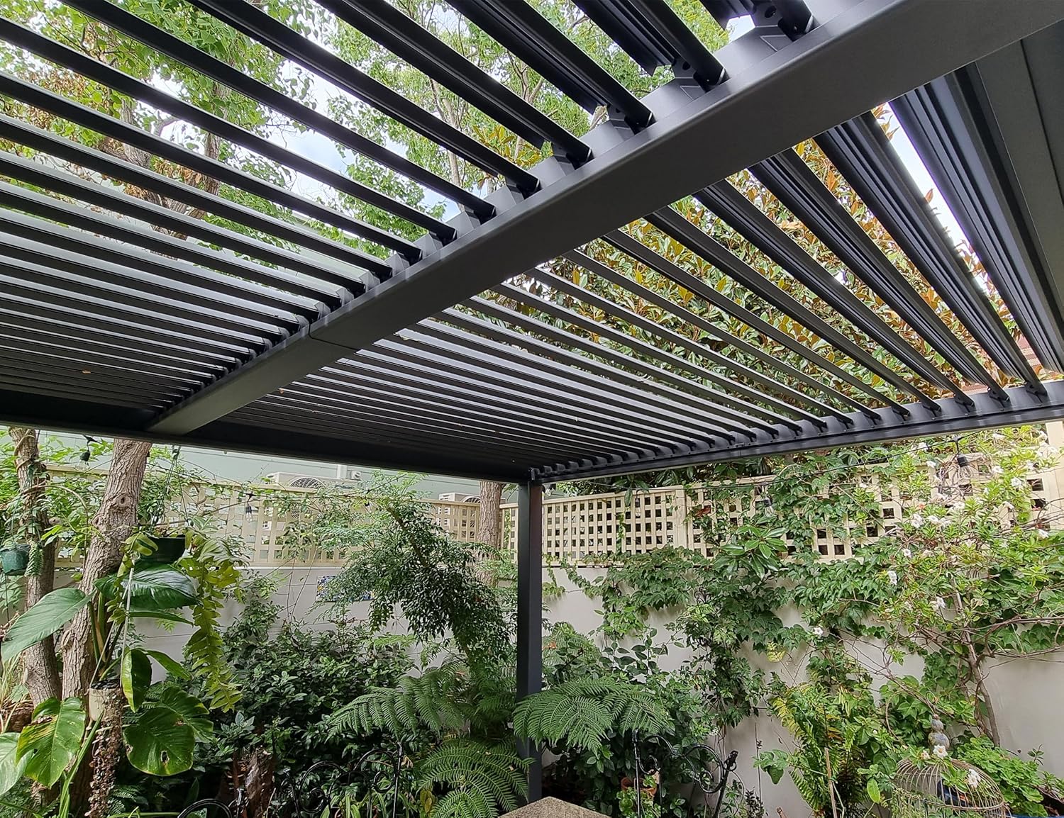 jardinite - pergola bioclimatique - 3x3,65m - aluminium, lames orientables, gris