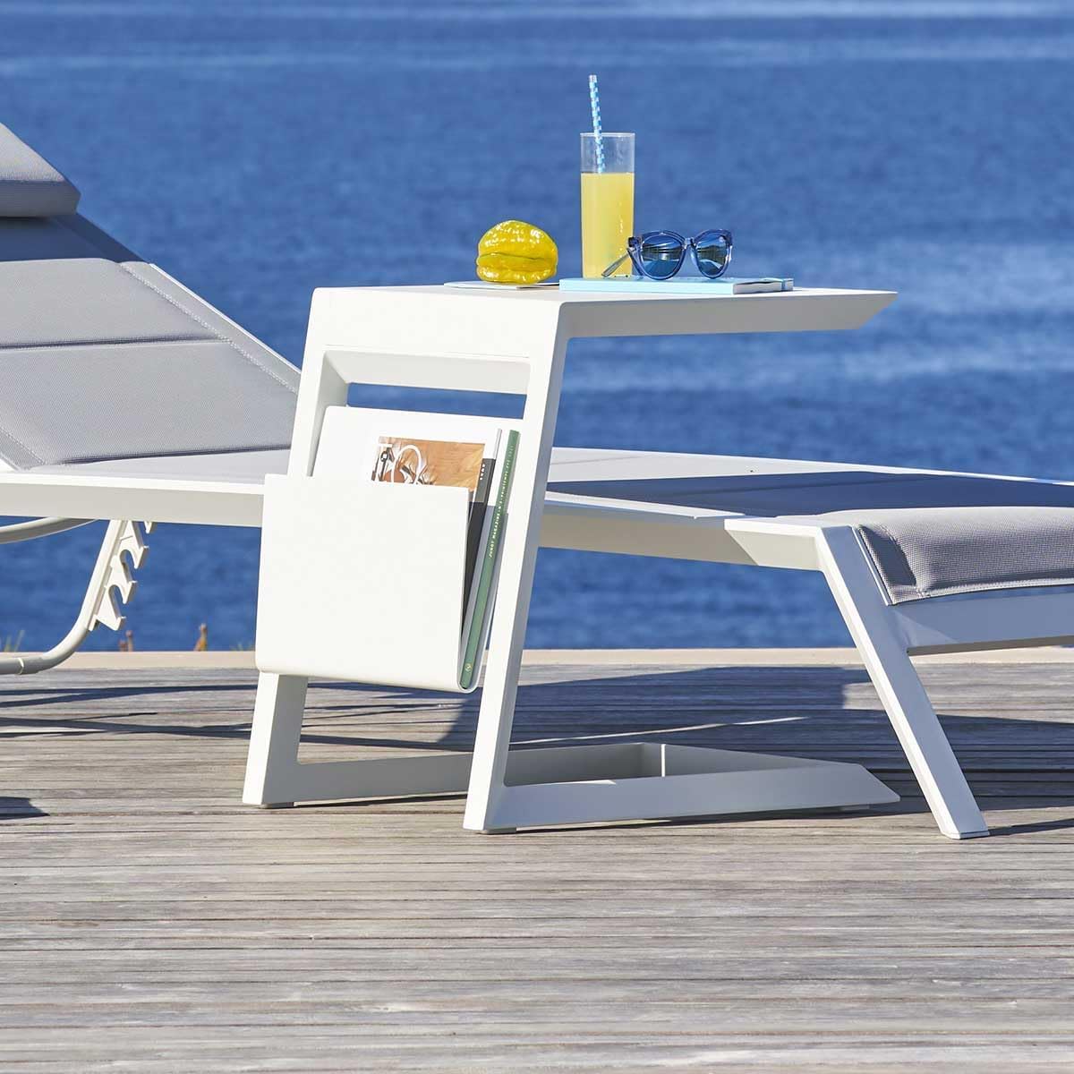 jardinite - table d'appoint Allure - 50x50 cm - acier blanc