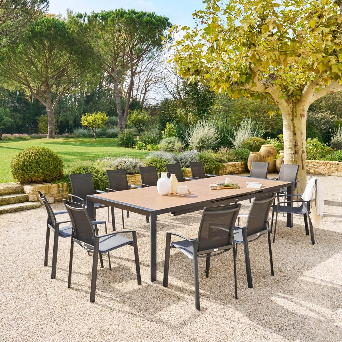 jardinite - Evasion - grande table extensible 14 places - aluminium effet bois, rallonge, extérieur
