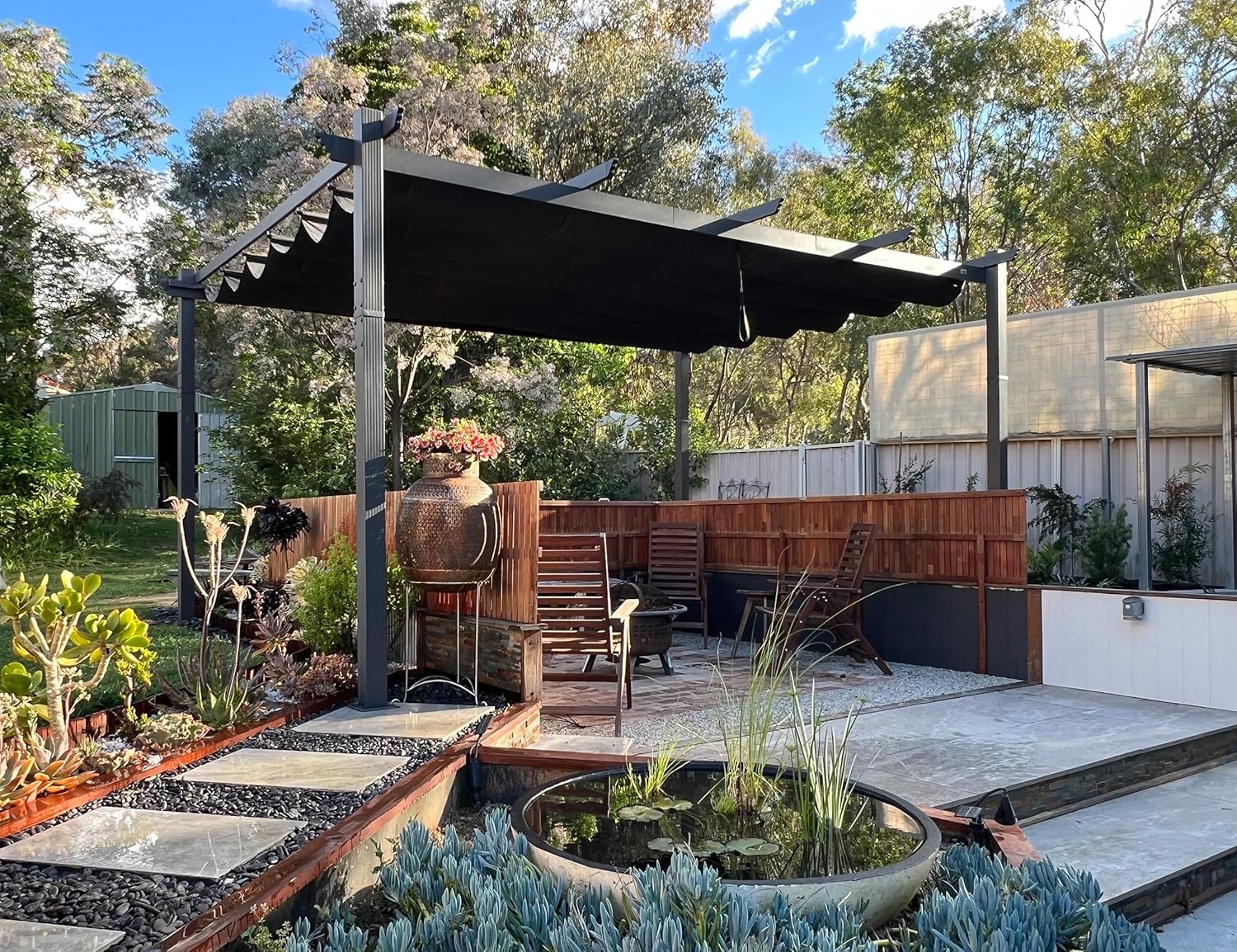 jardinite - pergola aluminium - 4,8x3,5m - LED, toit rétractable, tissu mass teinté, structure résistante