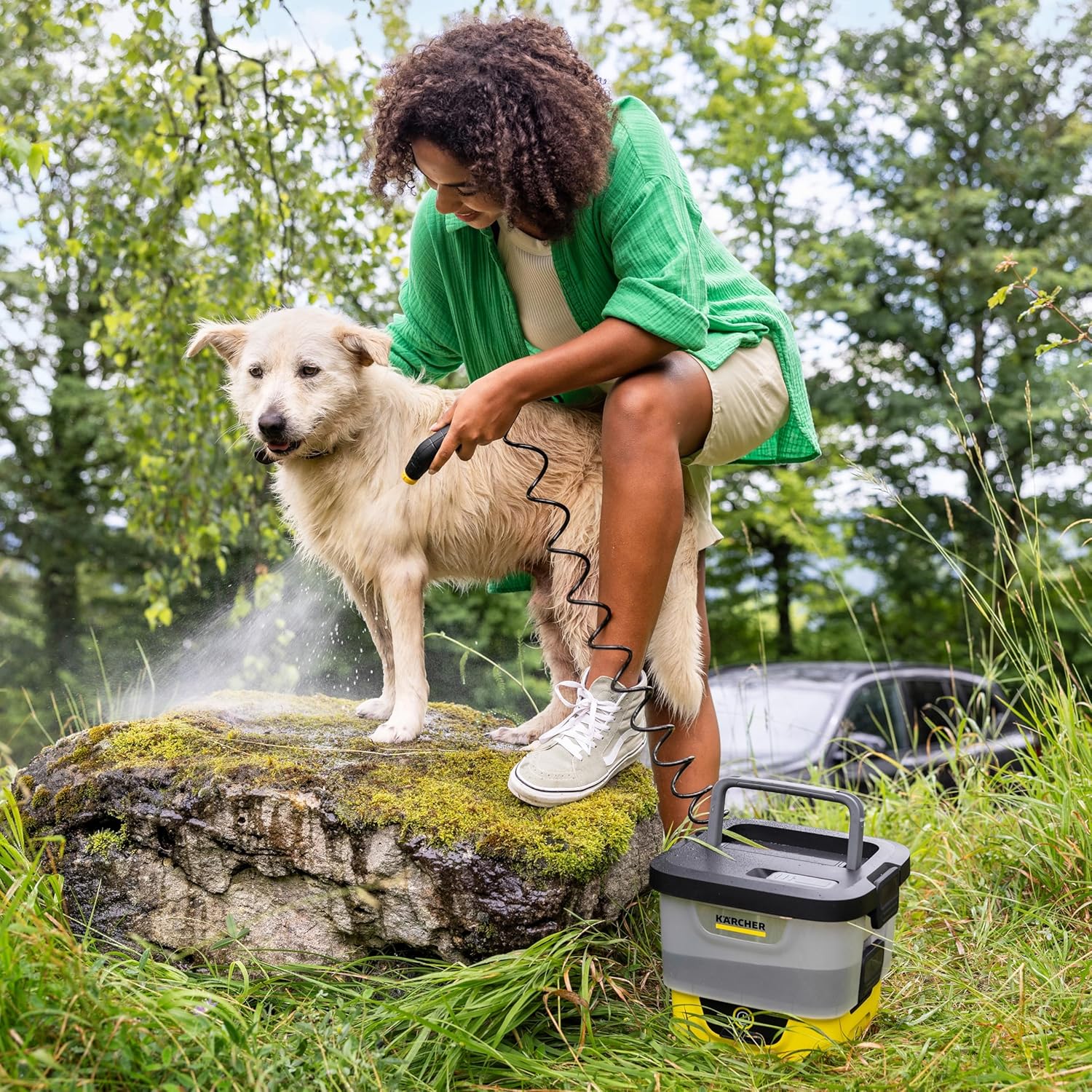 jardinite Mobile Outdoor Cleaner OC 4 + Pet Kit, débit : 2 l/Min, Poids : 3,1 kg, réservoir d'eau : 8 l, Batterie Lithium-ION, Tuyau spiralé, Filtre pour Appareil, buse à Jet Conique/Plat