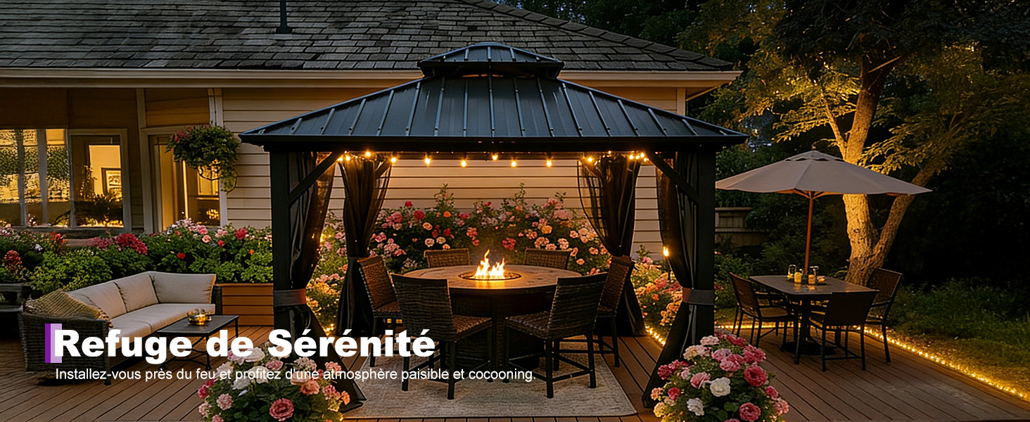 Le texte indique « Refuge de Sérénité » en blanc. Scène extérieure nocturne d'un belvédère illuminé avec un éclairage chaleureux au milieu d'un jardin paysager.