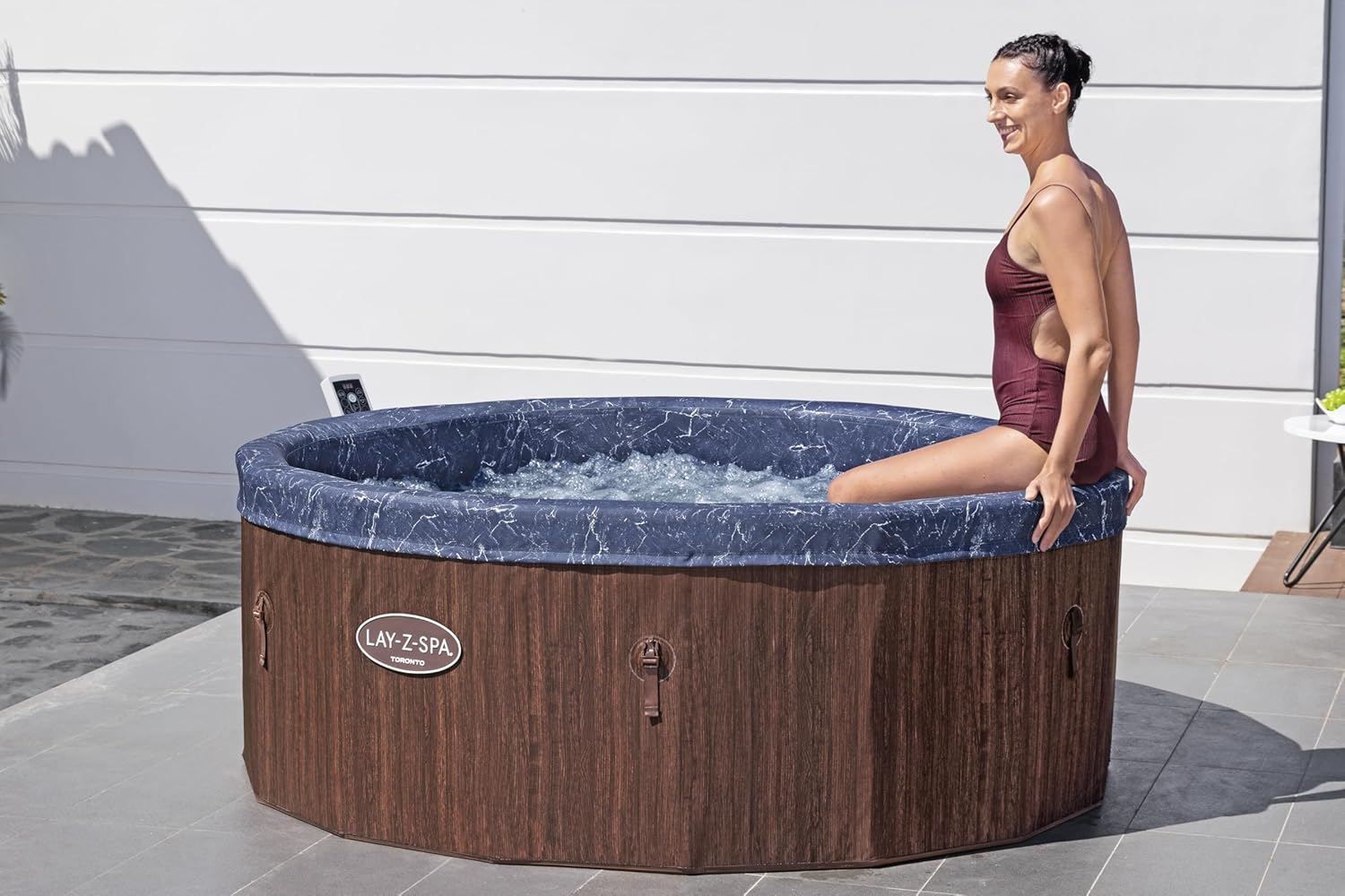 75" x 27,5"/1,90 MX 70 cm Toronto ThermaCore UltraFit Smart AirJet 7 Rond en Bois Marron