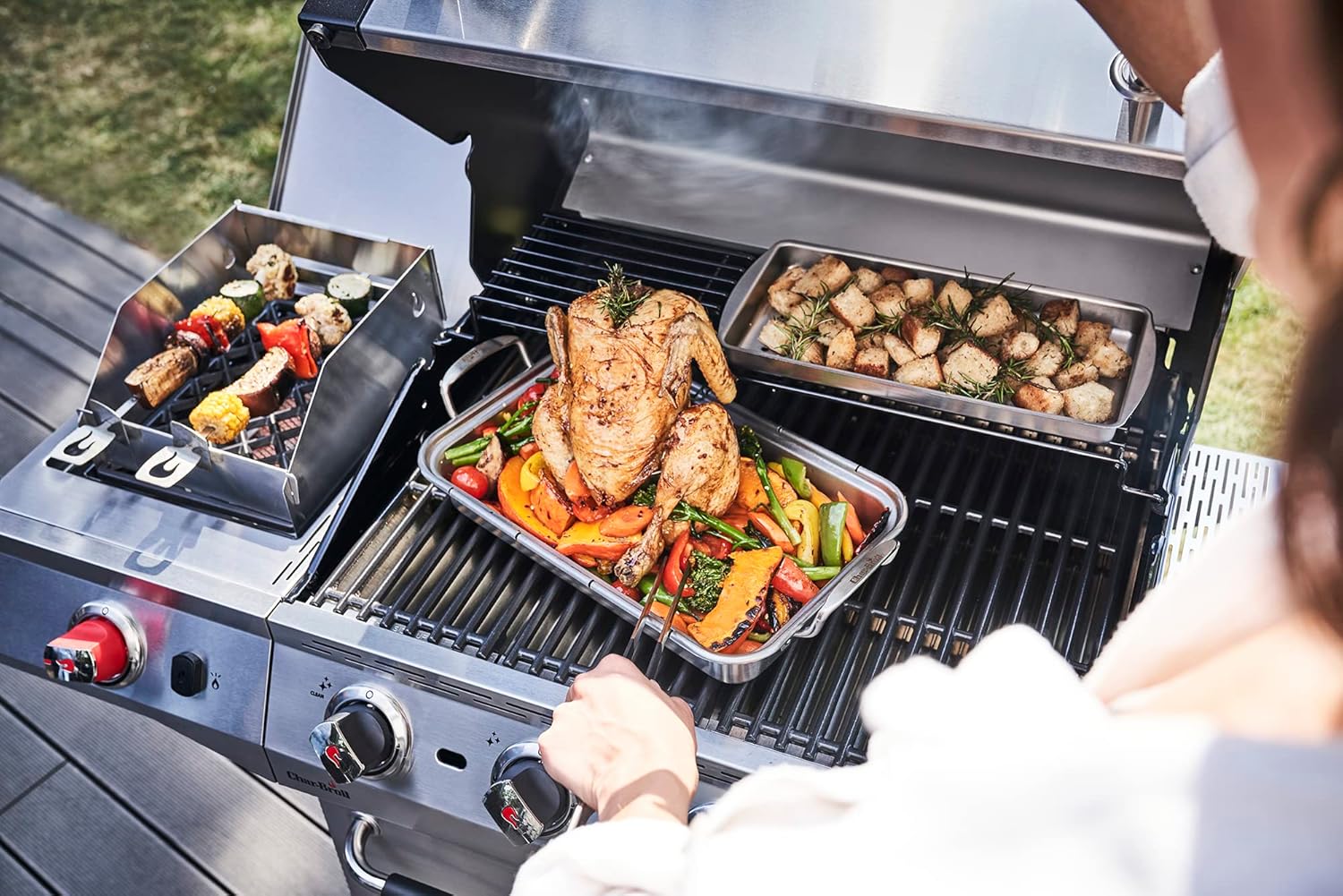 Char-Broil - Advantage PRO S 4 - 4 brûleurs, 900°C, TRU-Infrared, inox