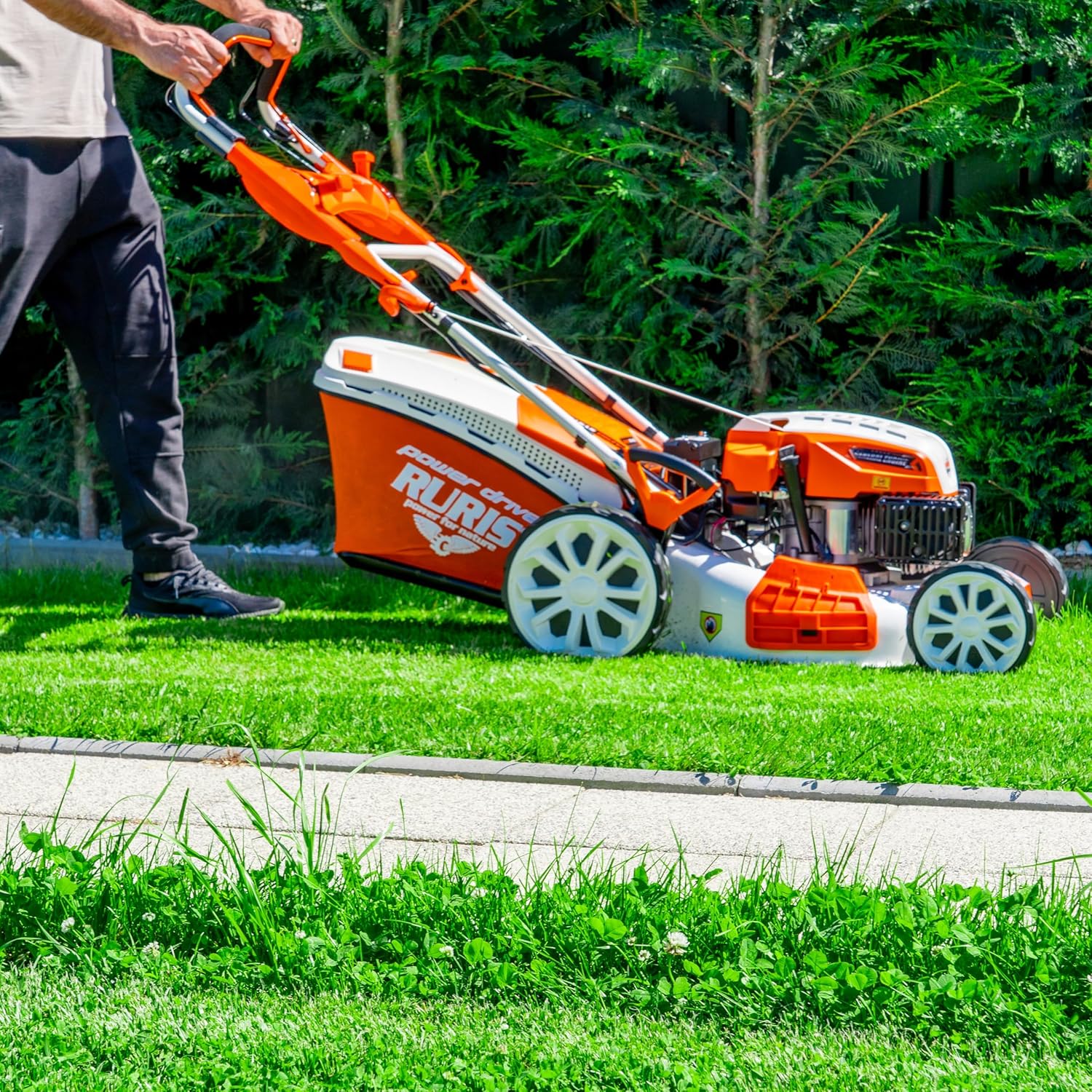 RURIS Tondeuse à Gazon Thermique RX441S 5,7 CV – Largeur 51 cm, Démarrage Électrique, Autopropulsée à Vitesse Variable, 5 Fonctions, 2000 m², Bac 65L, Orange