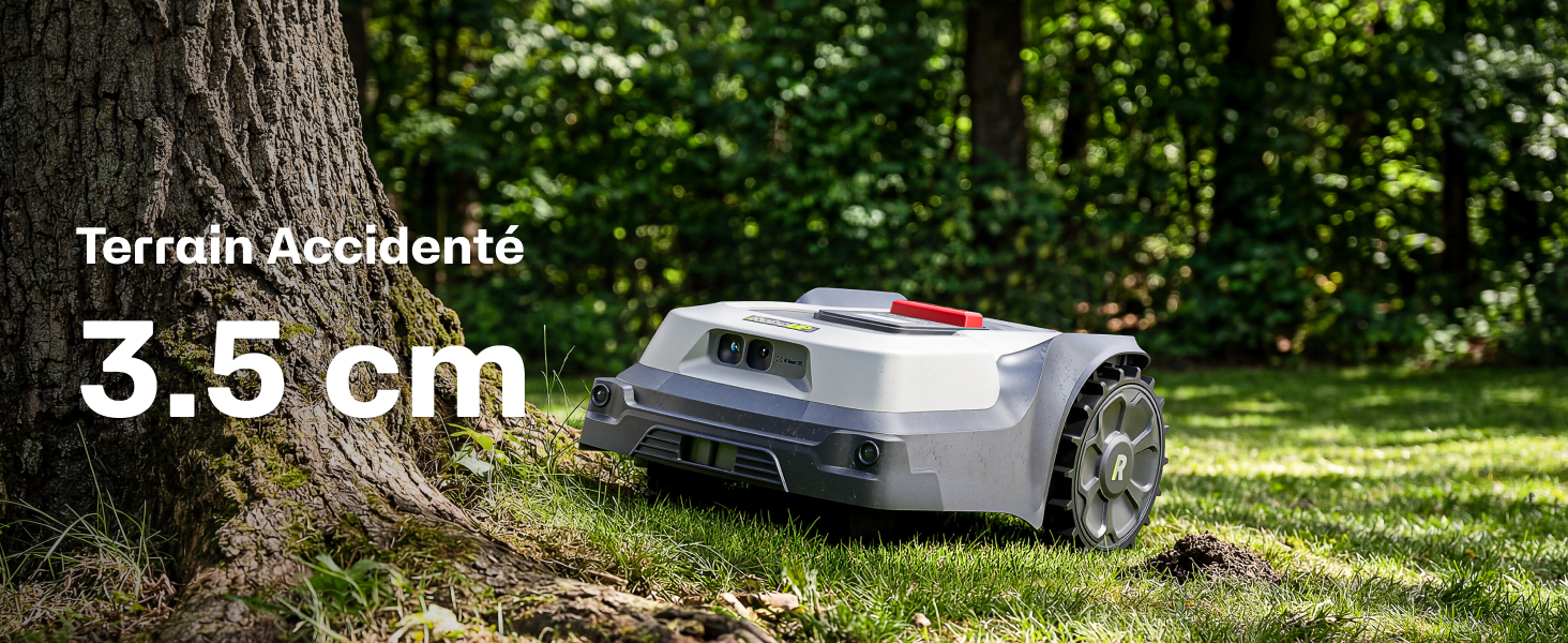 Le texte indique « 3,5 cm ». Scènes extérieures montrant un appareil robotique ou automatisé opérant sur un terrain en herbe ou dans un jardin.