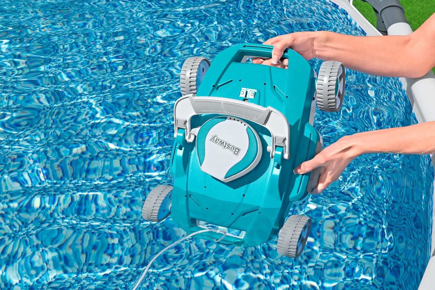 Aquatronix - robot piscine série G200 - jusqu'à 9,56m - nettoyage autonome G200